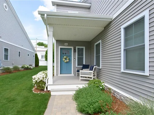 4 Desiree Ct #A, Smithfield, RI 02917