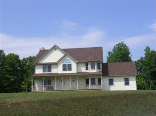 19 Amanda Cir, Lloyd, NY 12528