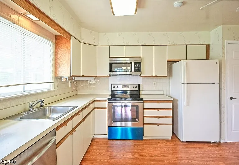 2A Bristol Ct — Photo 6