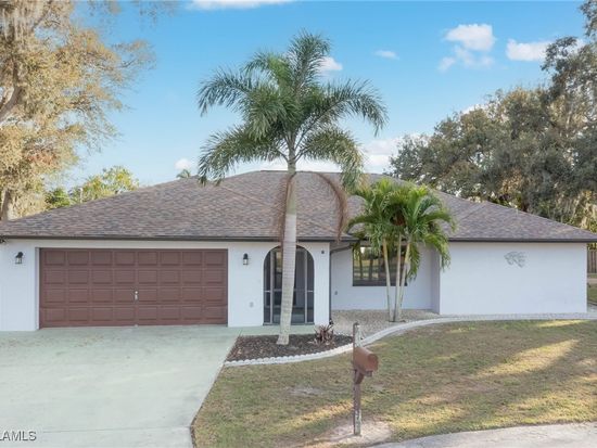 14807 Riverview Ct, Fort Myers, FL 33905