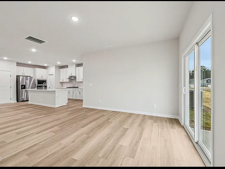 795 Red River Dr #2 — Photo 4