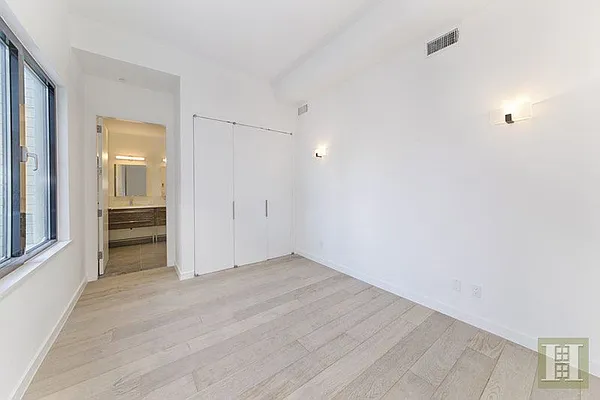 Rented by Halstead Real Estate | media 8