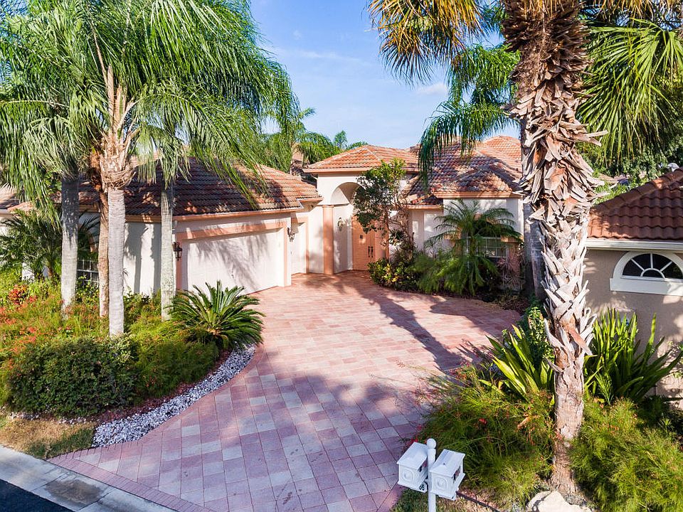 1st image of 10766 Greenbriar Villa Dr