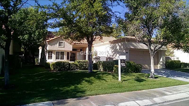 1st image of 8541 Glenmount Dr