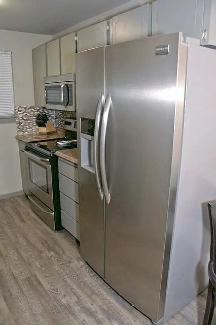 2 bed, 1.5 bath, 1100 sqft, $2,245 — Photo 4