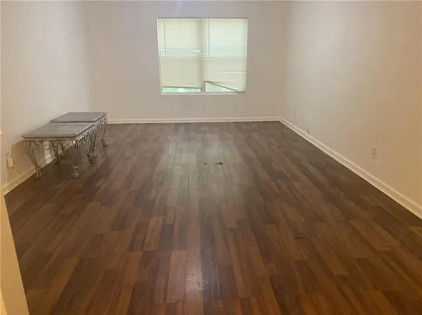 8204 Par Four Way, Lithonia, GA 30038