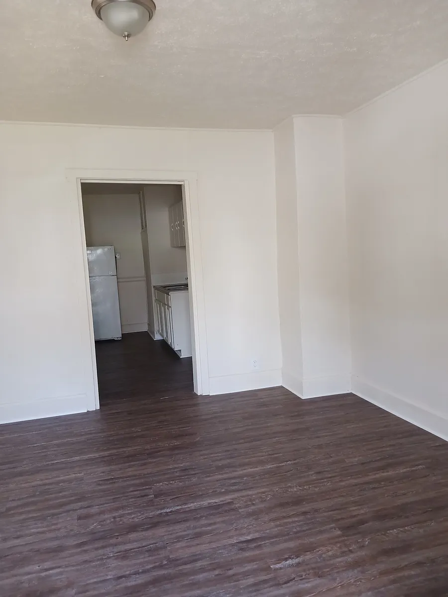 Building Photo - 236 N Raleigh Ct #A