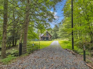 23 Brucher Rd, Milanville, PA 18443