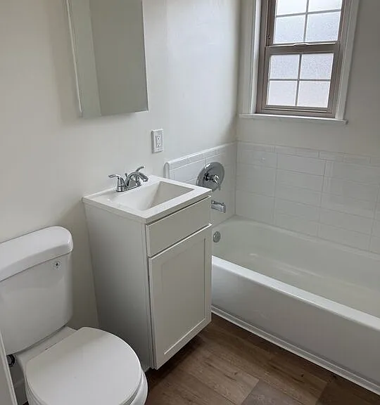 937 S Bedford St — Photo 8