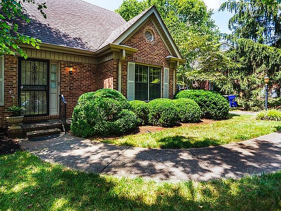2nd image of 1012 Honeycreek Dr