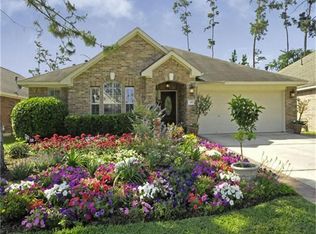 63 N Queenscliff Cir, Spring, TX 77382