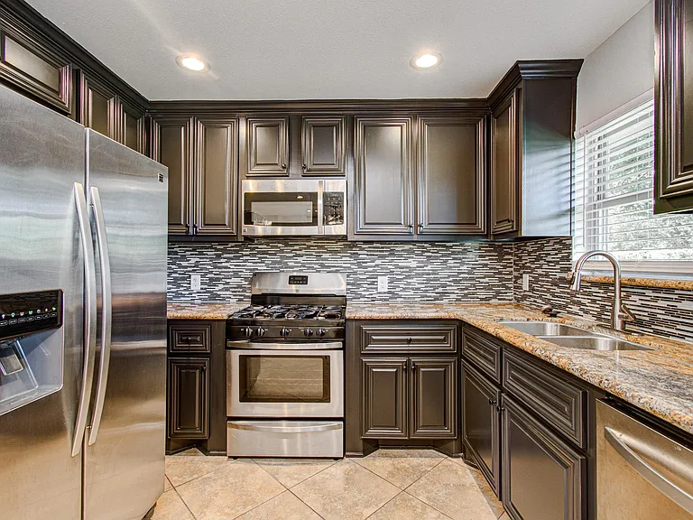 1417 Longhorn Dr — Photo 11