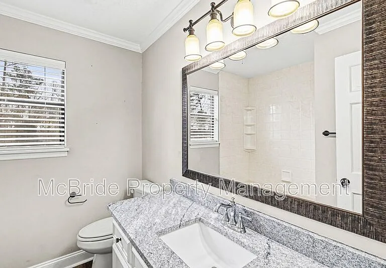 1304 Dominica Dr — Photo 31