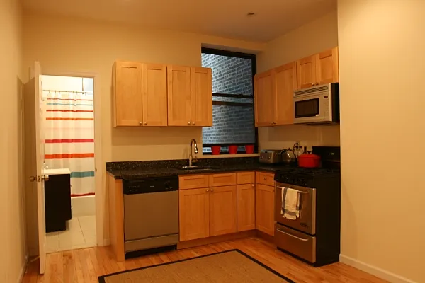 Rented by MNS | media 28