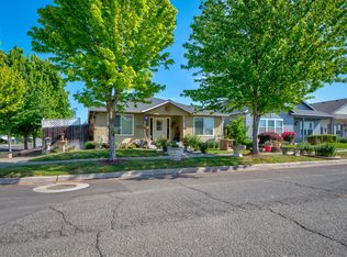 2356 Maple Park Dr, Medford, OR 97501