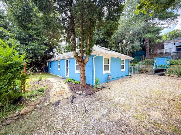 808 Thompson Run Rd, Harwick, PA 15049