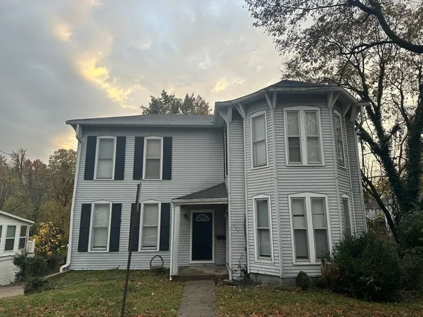 902 State St #B, Alton, IL 62002
