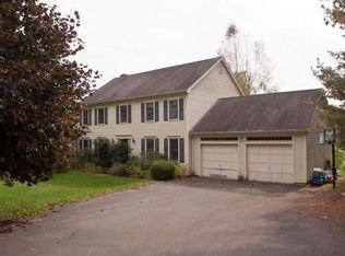 77 Head Of Meadow Rd, Newtown, CT 06470