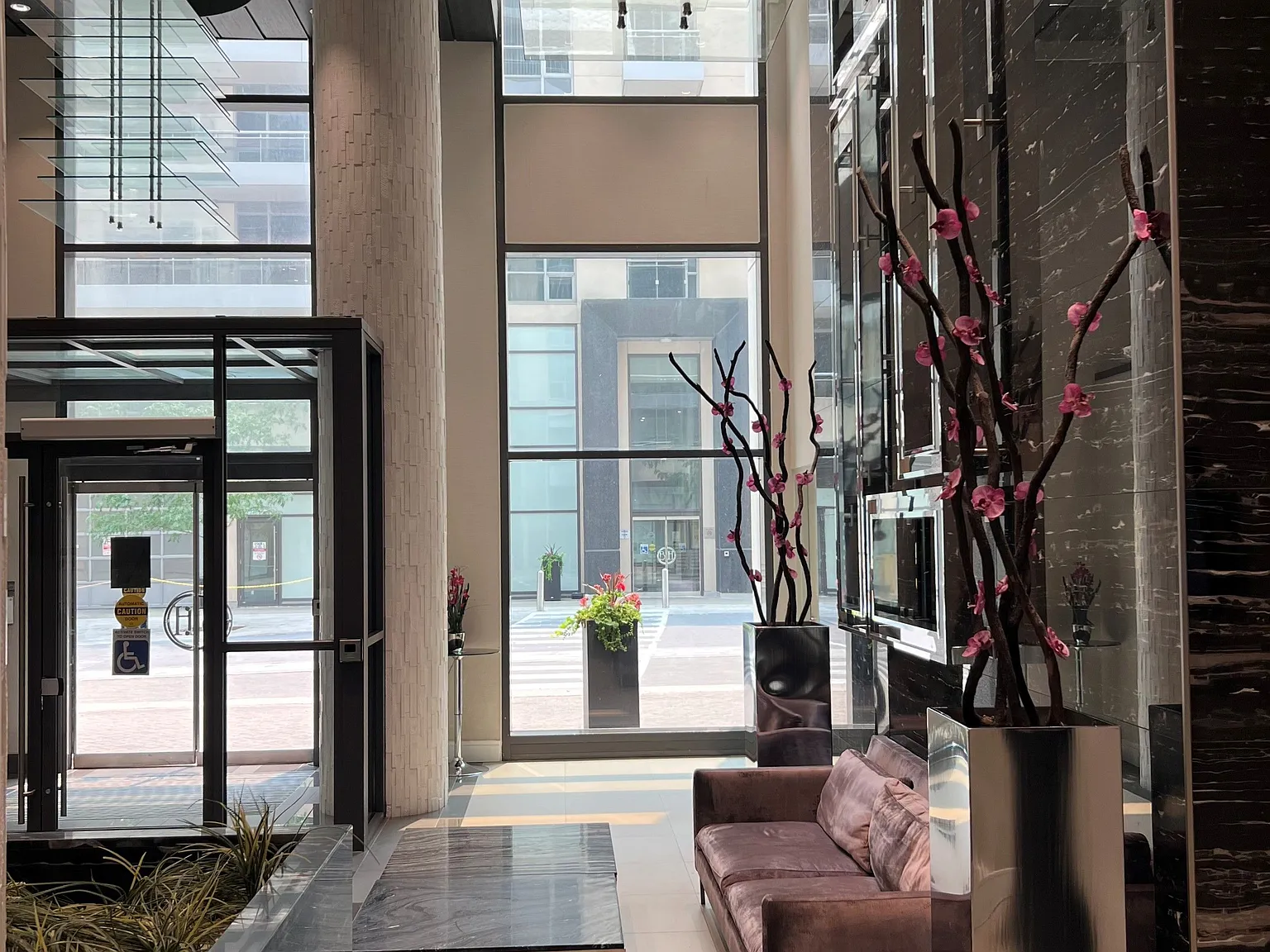 1 bed, $2,180 — Photo 3