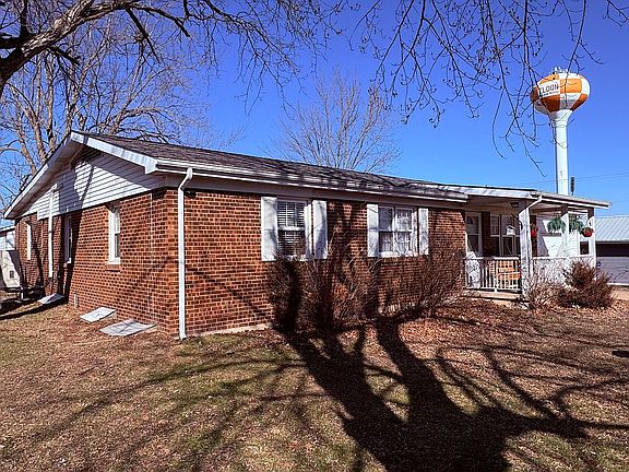 2nd image of 101 W Haynes St