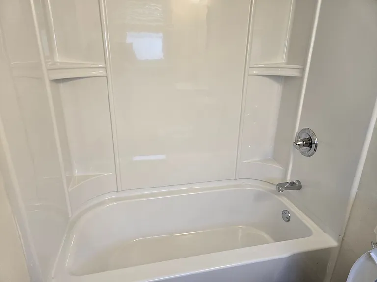 1015 W Benton St — Photo 25