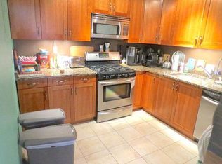 119 Nassau Ave APT 4, Brooklyn, NY 11222