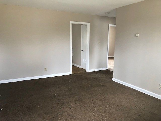 Living room_02102023