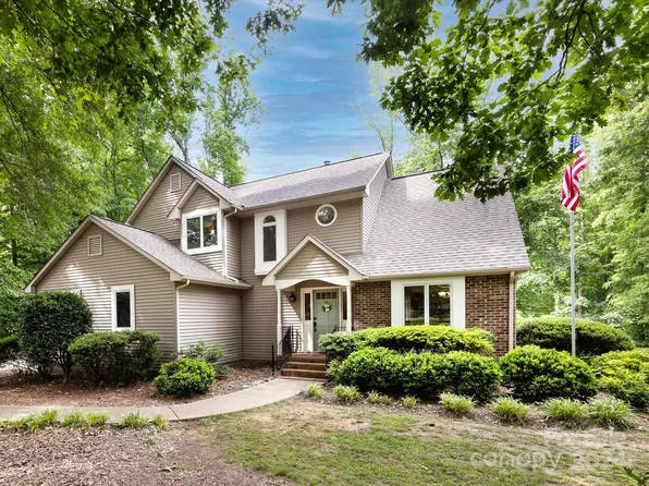 6804 Misty Ln, Waxhaw, NC 28173