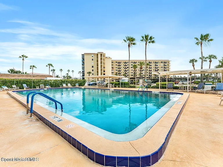 500 Palm Springs Blvd #403 — Photo 3