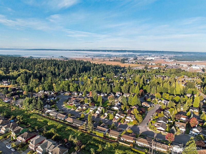 2nd image of 17523 Osprey Road