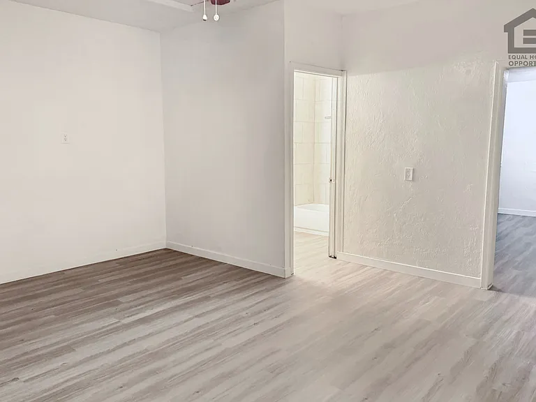 903 W Pierson St #1 — Photo 4