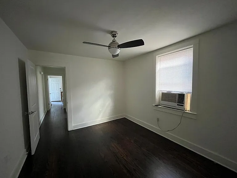522 Aurora Ave — Photo 6