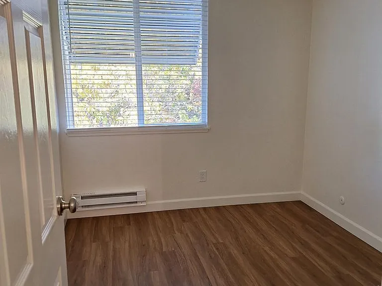 Terrace Apartments — Photo 18