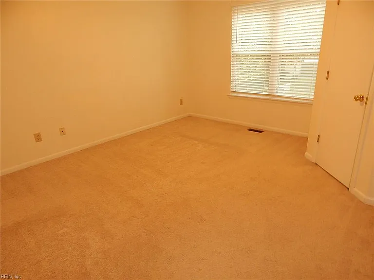 115 Don Juan Cir — Photo 13