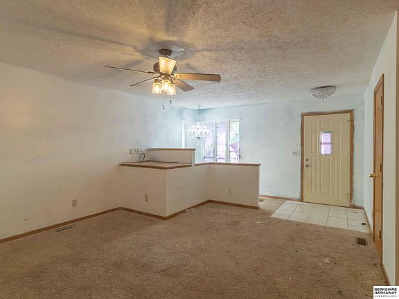 5th image of 517 S 6th St