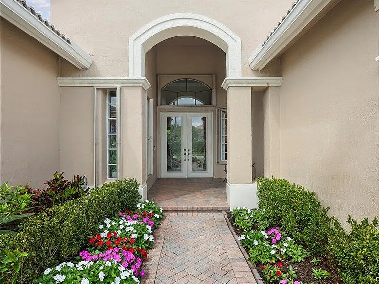 4241 Wellington Shores Dr — Photo 5
