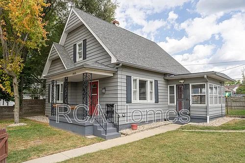 1015 Olive St Photo 1