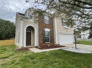 4045 Suttle Pl, Matthews, NC 28104