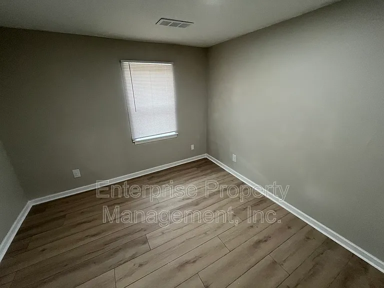 865 Haynes St — Photo 7
