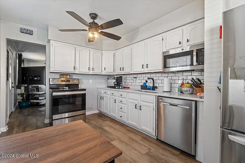 3rd image of 1025 Palazini Drive