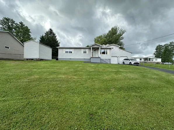 313 Prosperity Rd, Beckley, WV 25801
