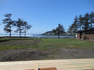 28 Cat Kin Loop, Yachats, OR 97498
