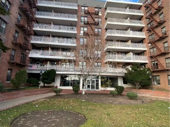 3235 Emmons Avenue image 1 of 11