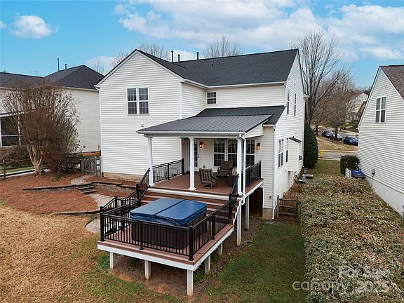 2nd image of 8017 Bridgegate Dr