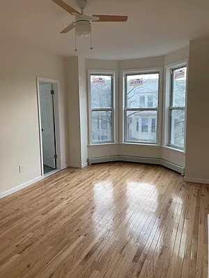 Rented by Heights Realty Advisors | media 19