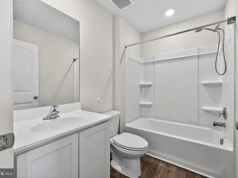 525 Little Eden Way — Photo 17