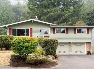 18129 94th Ave NE, Bothell, WA 98011