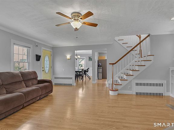 4th image of 57 Seymour Street
