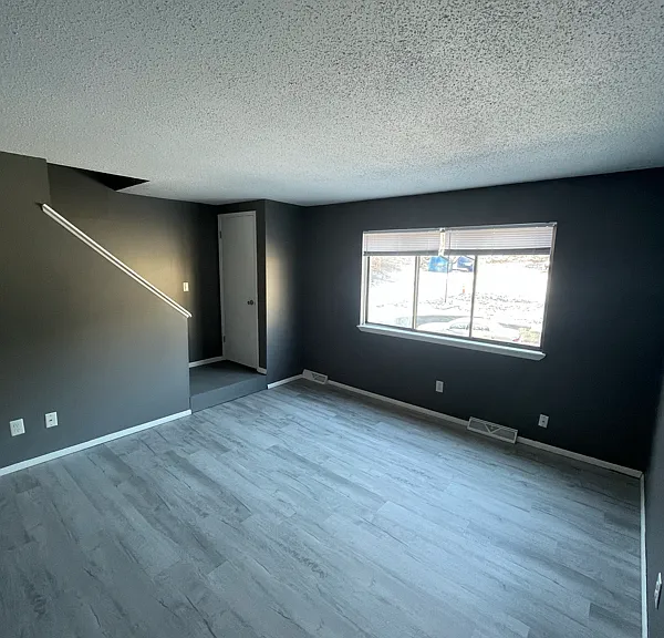 3211 Schuetzen Ln — Photo 3
