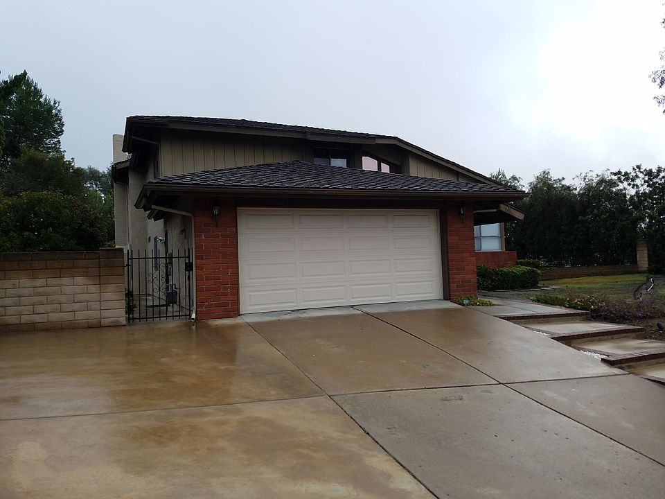 1st image of 2838 Trillium St